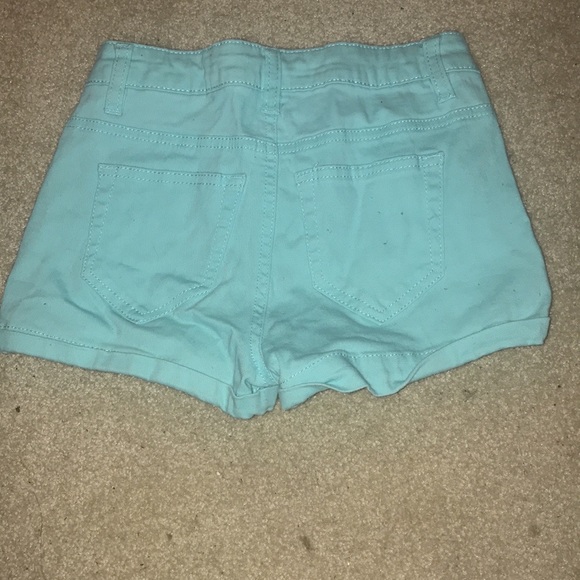 🔥Refuge Mint Shorts - 0 - Picture 2 of 2